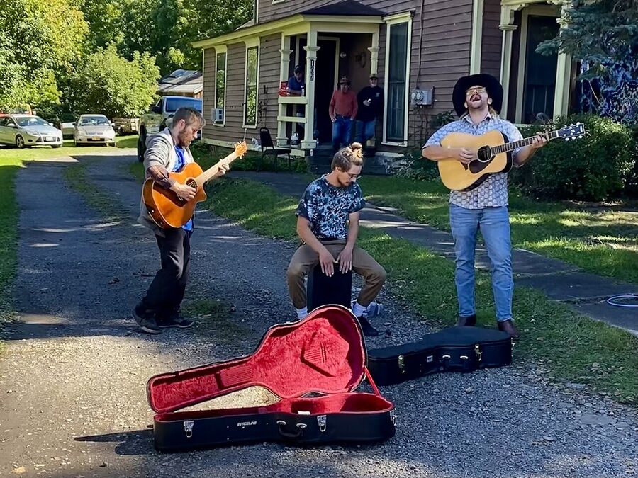 Buskers at Naples Grape Festival