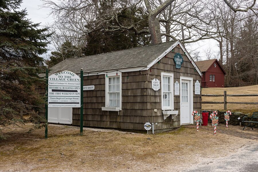 A street scene in Cutchogue near several North Fork wineries