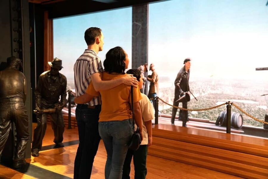 NYC: Empire State Building Tickets - Observatory & Museum - Sunset, Morning, or Night?