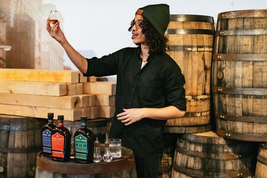 NYC: Manhattan's Only Whiskey Distillery Tour and Tasting - Why the guide can make or break the hour