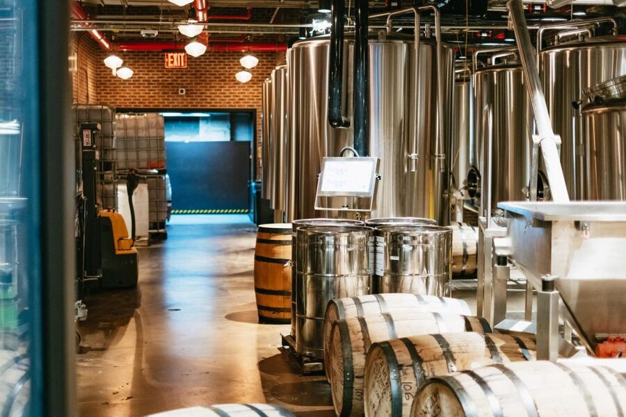 NYC: Manhattan's Only Whiskey Distillery Tour and Tasting - Understanding the difference between bourbon and rye