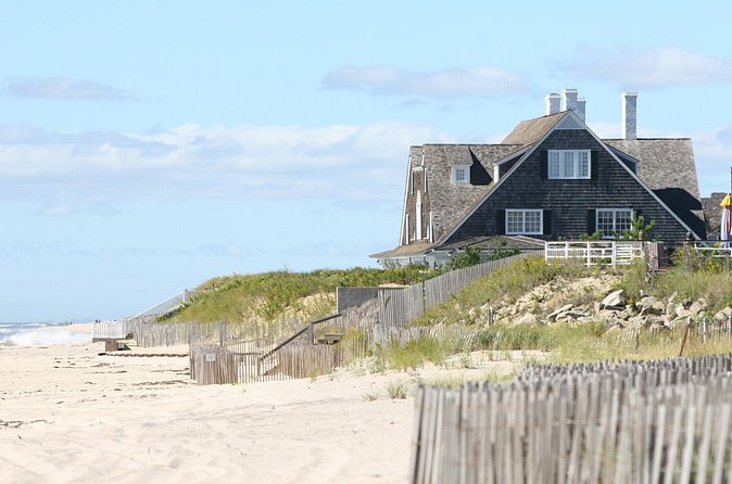 The Hamptons and Long Island Wineries Private Tour - The Guide and Vehicle Make or Break the Day