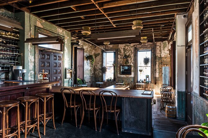 Top Shelf Distillery Tour - Timing, group size, and weather planning